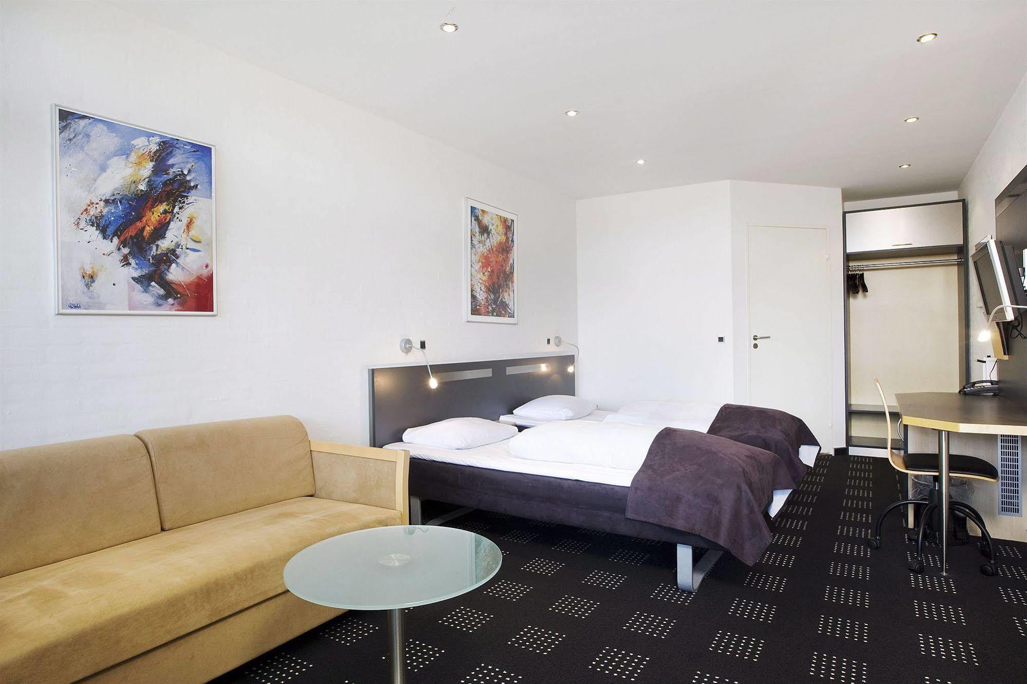 Hotel Hedegaarden Vejle Eksteriør bilde